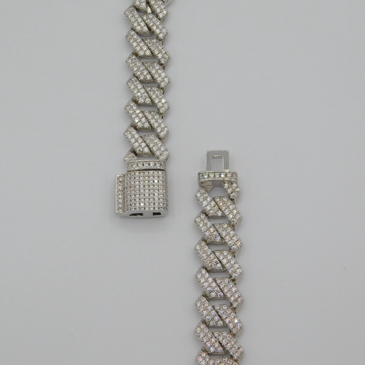 12mm Prong Link Bracelet